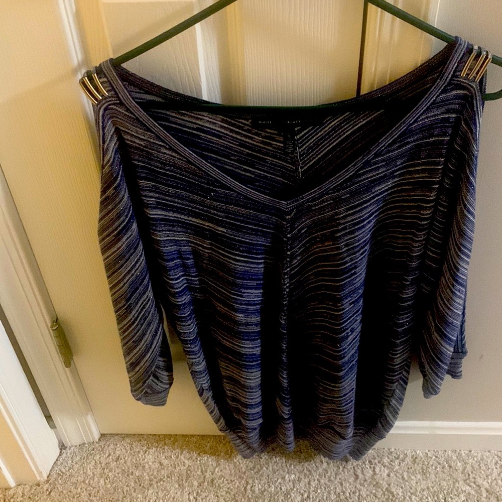 White House black market blue and grey top
